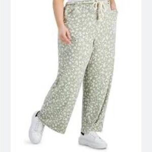 DEREK HEART. NWT.‎ Trendy Plus Size Printed Wide Leg Soft Pants. Size 3X.
